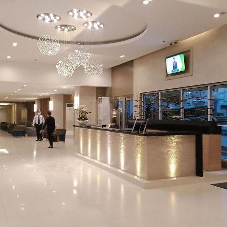 Chin'S Place Sea Residences Moa Manila Exterior foto